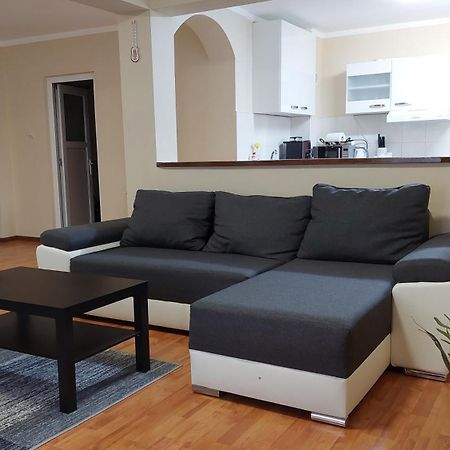 Casa Mario Appartement Oradea Buitenkant foto